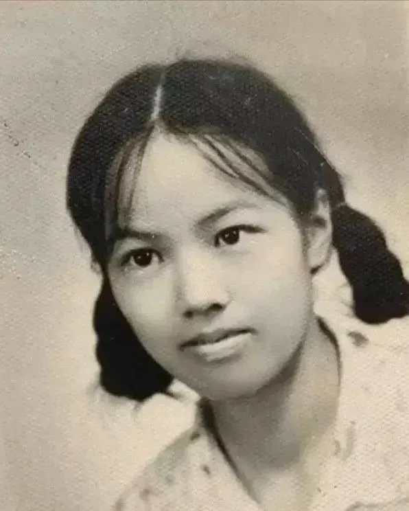 一个柔弱的女性,一块最硬的骨头
