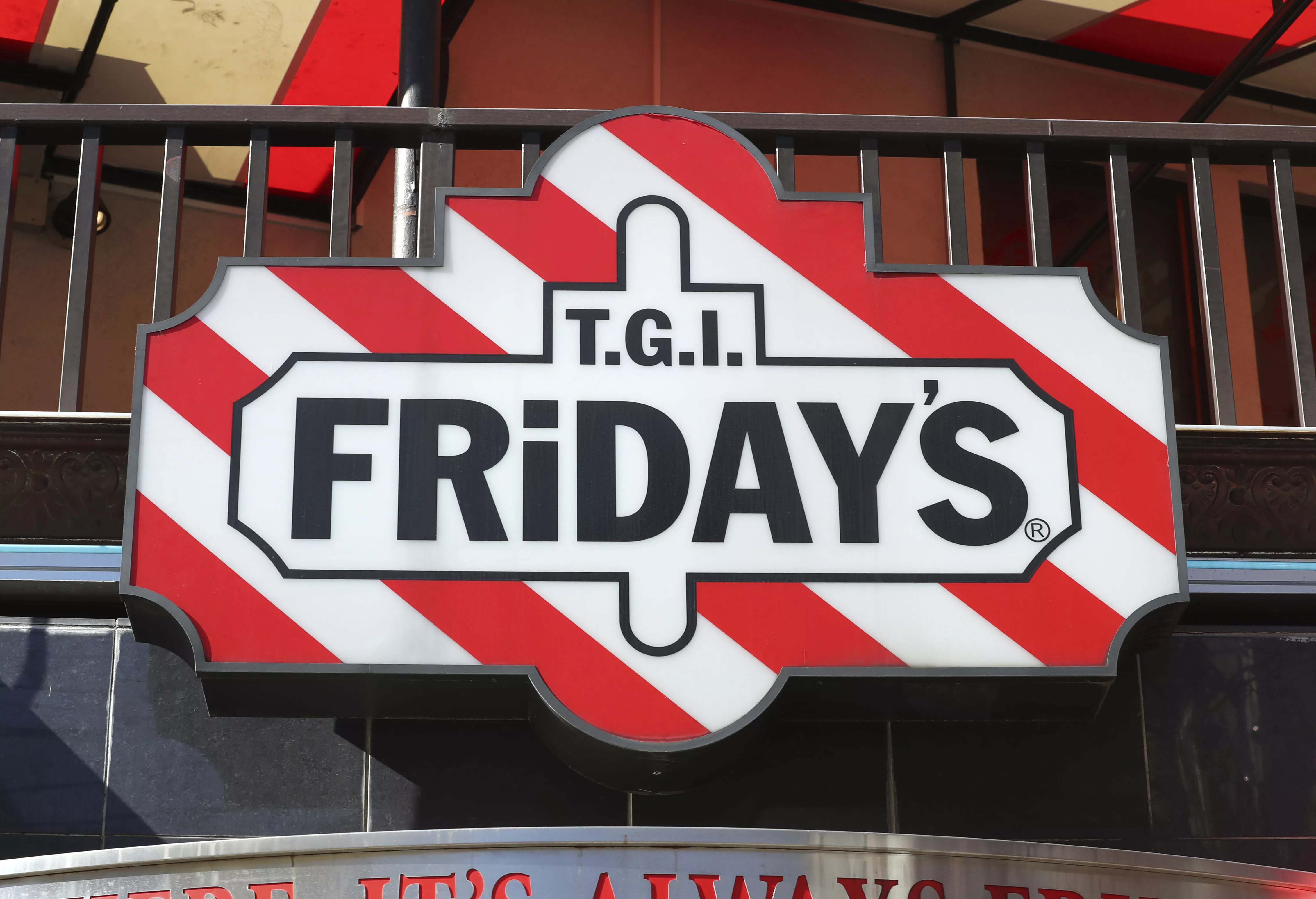 「TGI FRIDAYS」惊传将声请破产！寻求新融资