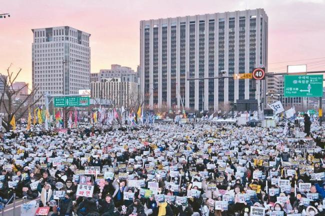 韩国公调处 最快今再逮尹锡悦