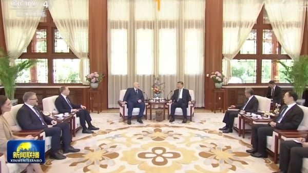 习近平与卢卡申科会面。（视频截图）