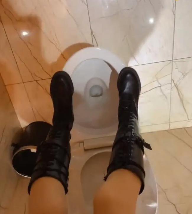 “把女厕马桶取消” 中国知名网红列出3宗罪