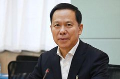 东航原一把手被查 三年前空难是“引子”