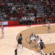 “陪跑”变黑马 NBA首秀结束 杨瀚森会是下个姚明吗？
