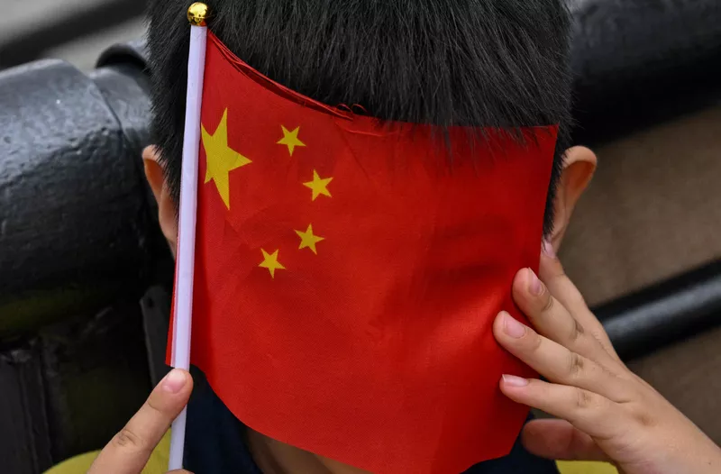 党媒呼吁：别再搞“假正能量” 污染网络 透支情感…