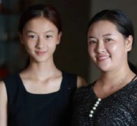 15岁女孩街拍走红 被赞“南阳张柏芝” 家长已拒绝多家MCN、于正邀约