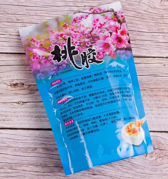 网售桃胶称有美容功效,但实际并不含胶原蛋白,且为中药材活血祛瘀之用。(高雄市卫生局提供) 网售桃胶称有美容功效,但实际并不含胶原蛋白,且为中药材活血祛瘀之用。(高雄市卫生局提供)