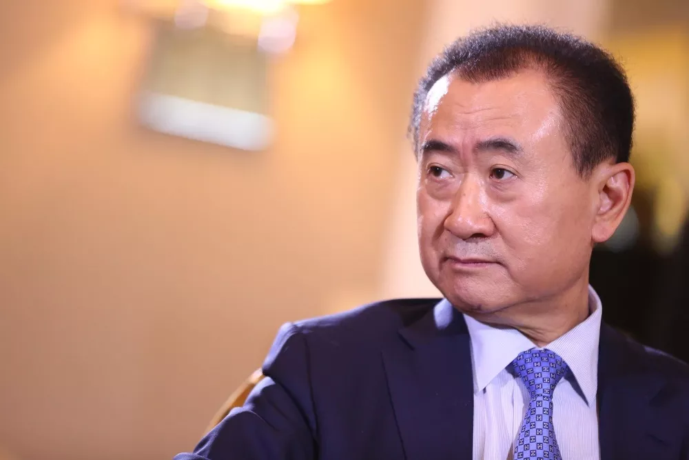昔日老将陆续离职、万达广场被卖，王健林成孤家寡人