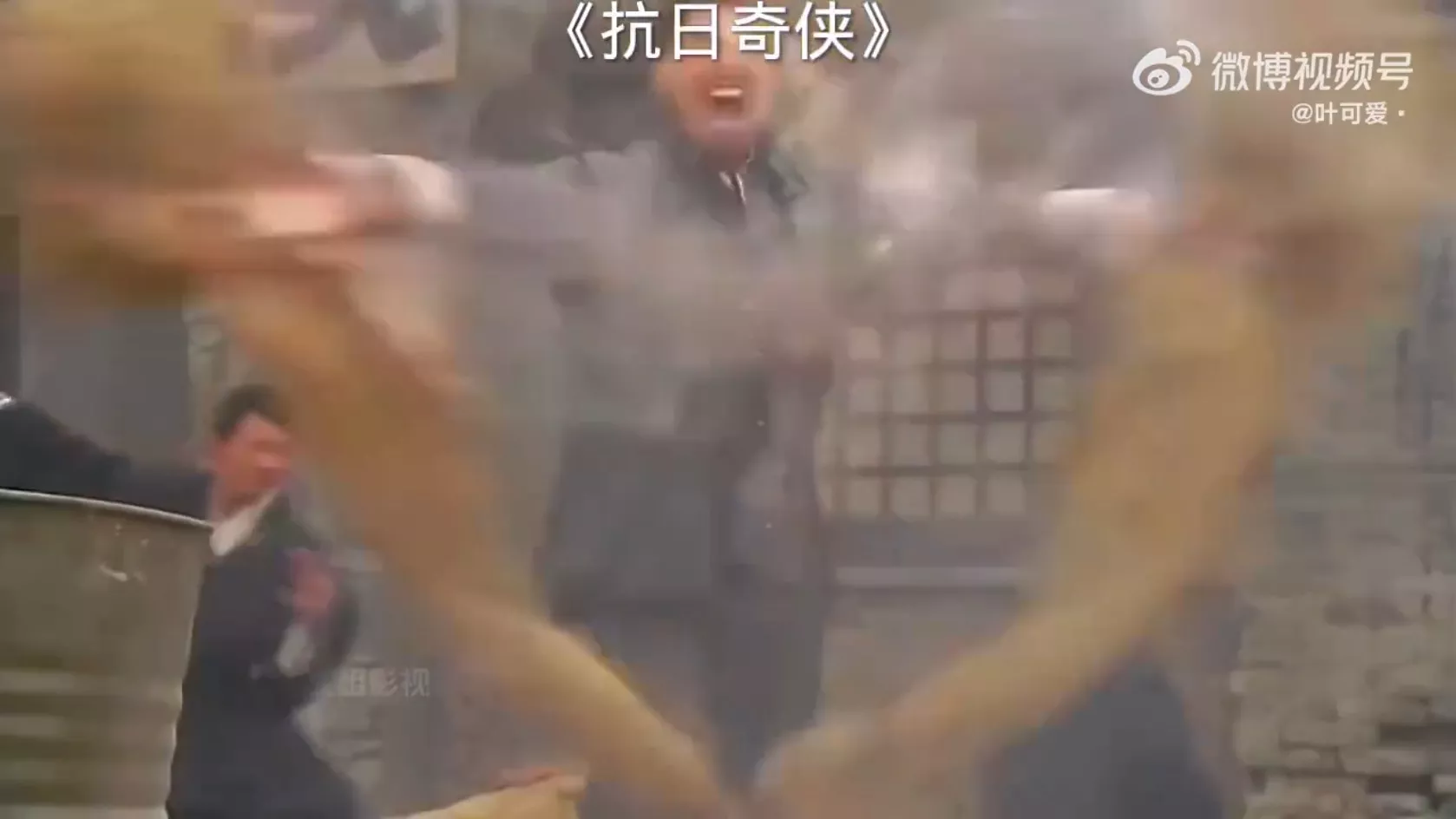 中国禁抗战神剧:“我方超人化 敌方弱智化” 低级红高级黑…