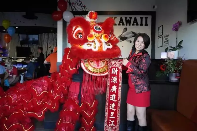 华女18岁怀孕偷渡美国 21年后“功成名就”却遭驱逐