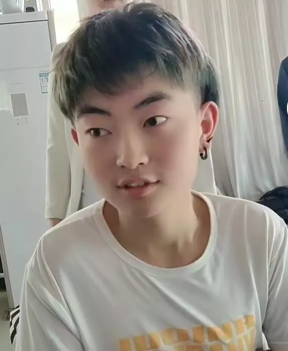 20岁男生失联一个月，最后定位在妙瓦底