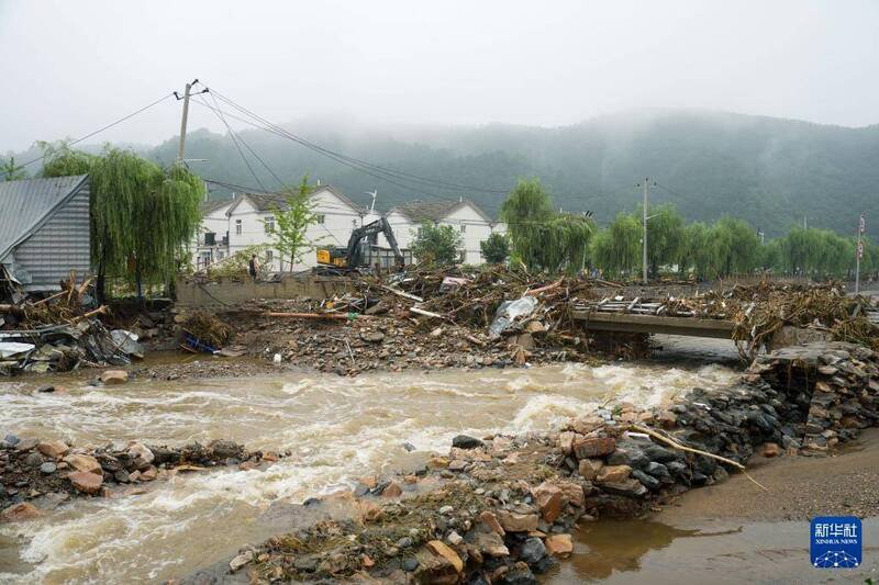 中国总理李强周一证实,北京市密云区因暴雨洪灾造成重大人员伤亡。(新华社) 中国总理李强周一证实,北京市密云区因暴雨洪灾造成重大人员伤亡。(新华社)