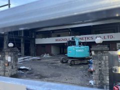 台中拆旧厂房突爆巨响！18岁工人2楼坠地不治
