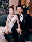 窦骁何超莲被曝婚变，疑似夫妻生活不和谐，两人借营销号互相倒油