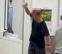 惨了！醉男大闹超商推倒货架这下要赔80万