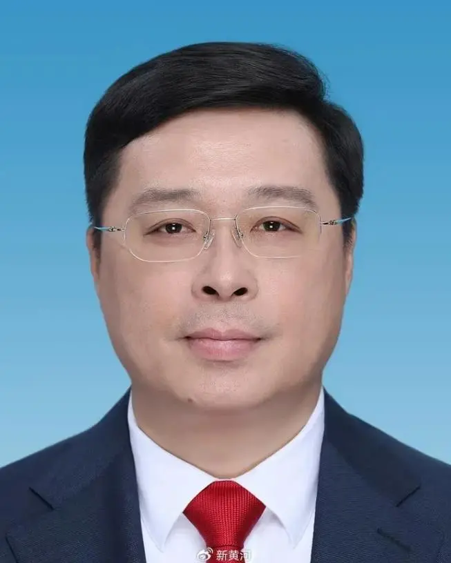 韦涛.png