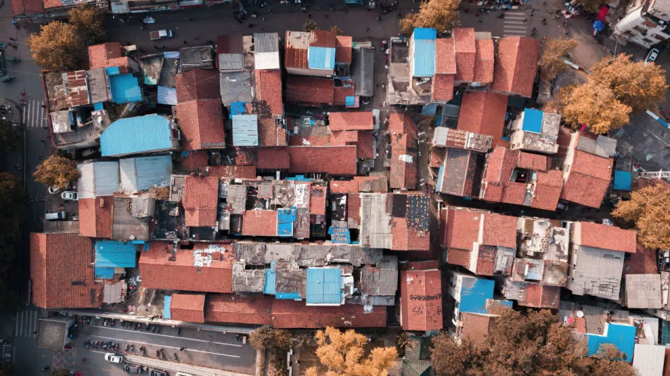 “原拆原建”,最难的是居民出资