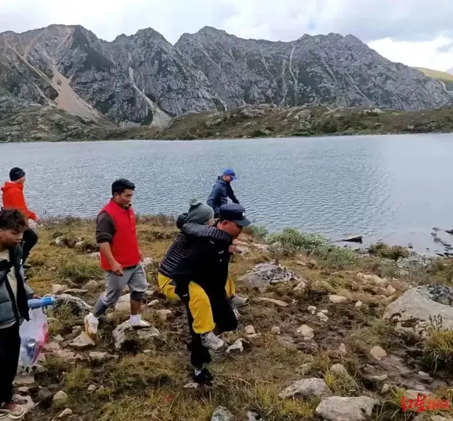 徒步党岭高反失温女孩昏迷19天后苏醒,父亲:她哭着要吃饭