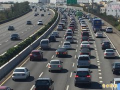 忘记「顾路」SOP 他先跟拖吊业者吵架的下场是...