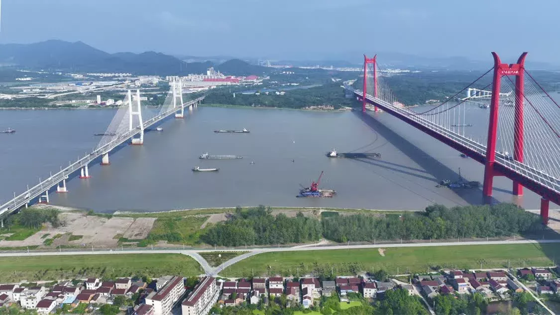 已有11座长江大桥，安徽还在建跨江大桥