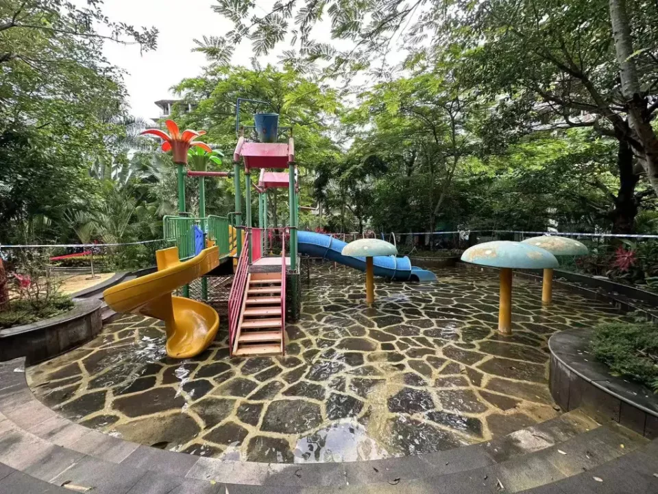 女童戏水池不幸溺亡续:西双版纳两家涉事酒店被罚款共85万元