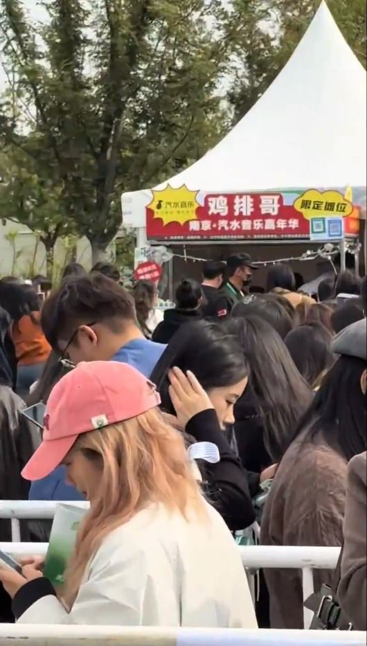 “鸡排哥”开启全中国巡炸