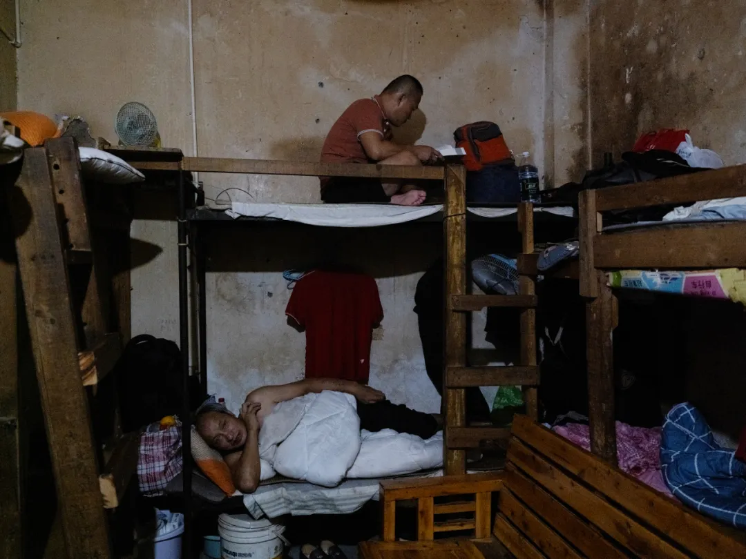 8元旅店，流离人生