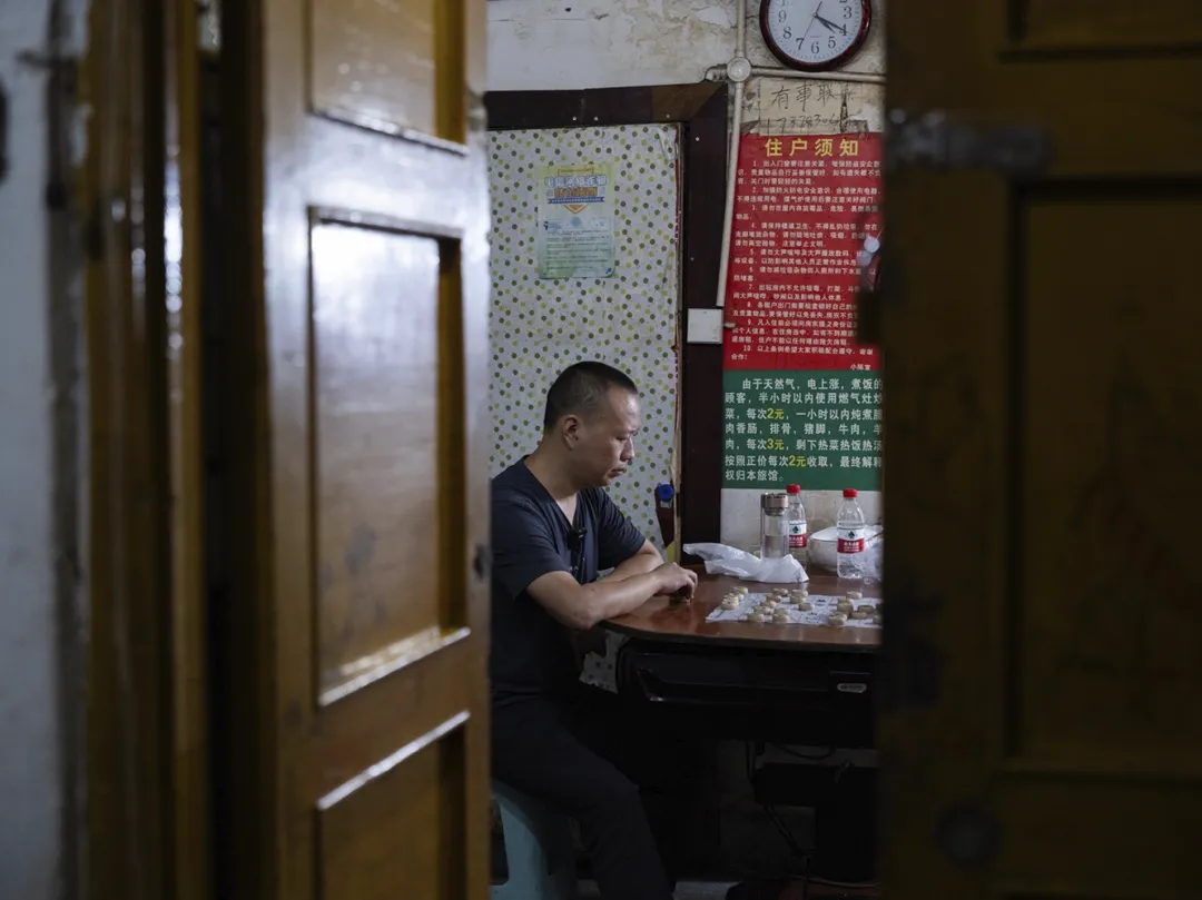 8元旅店,流离人生 8元旅店,流离人生