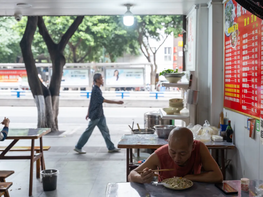 8元旅店,流离人生 8元旅店,流离人生