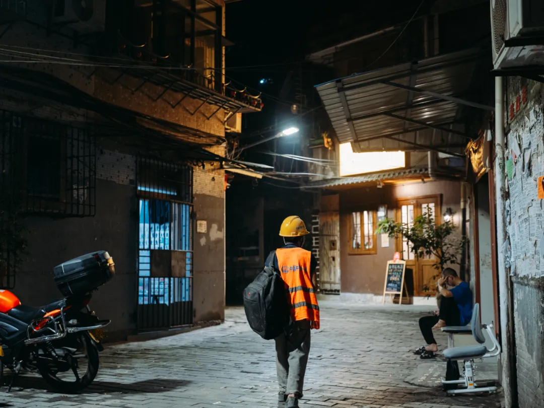 8元旅店,流离人生 8元旅店,流离人生
