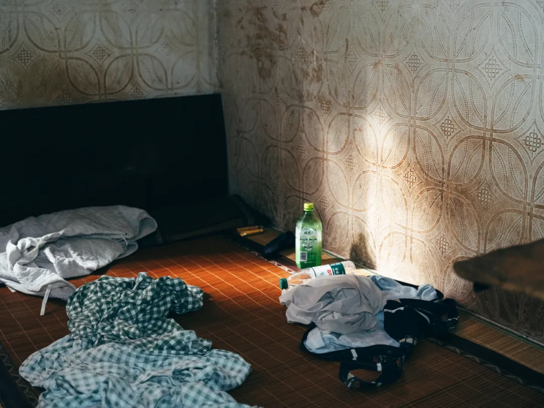 8元旅店,流离人生 8元旅店,流离人生