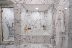 川普翻新白宫浴室 「大理石+镀金」大赞超满意