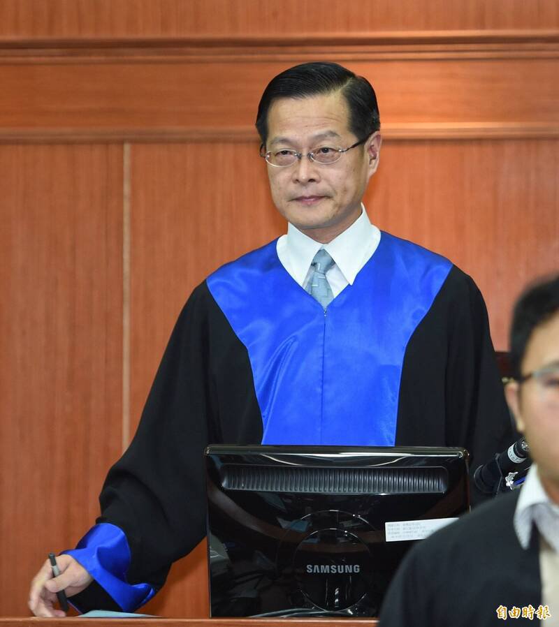 最高法院刑八庭法官、前高等法院发言人周盈文，今天下午被发现在最高法院的法官办公室昏倒，目前仍在急诊室等待安排手术开刀治疗。（资料照）