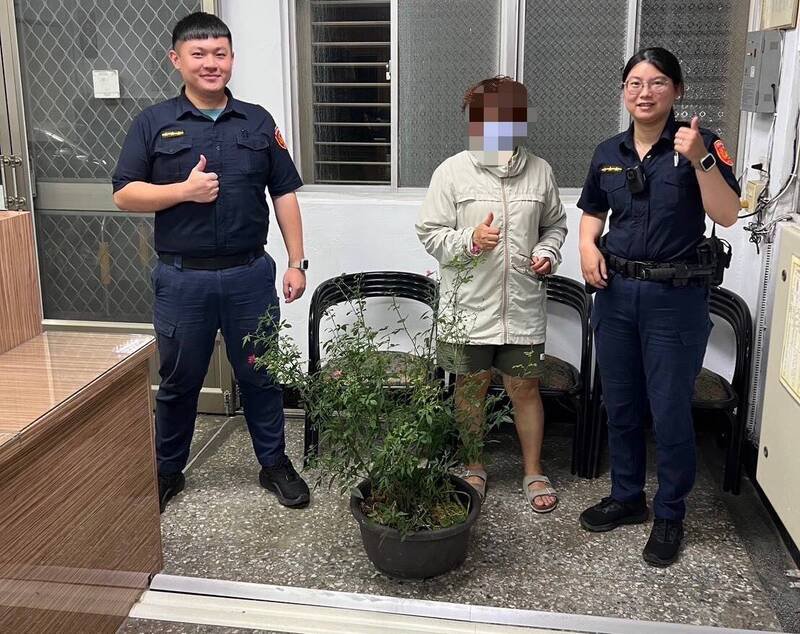 由于警方即时破案，花全开之前即找回，失主依然可以天天待花开。（警方提供）