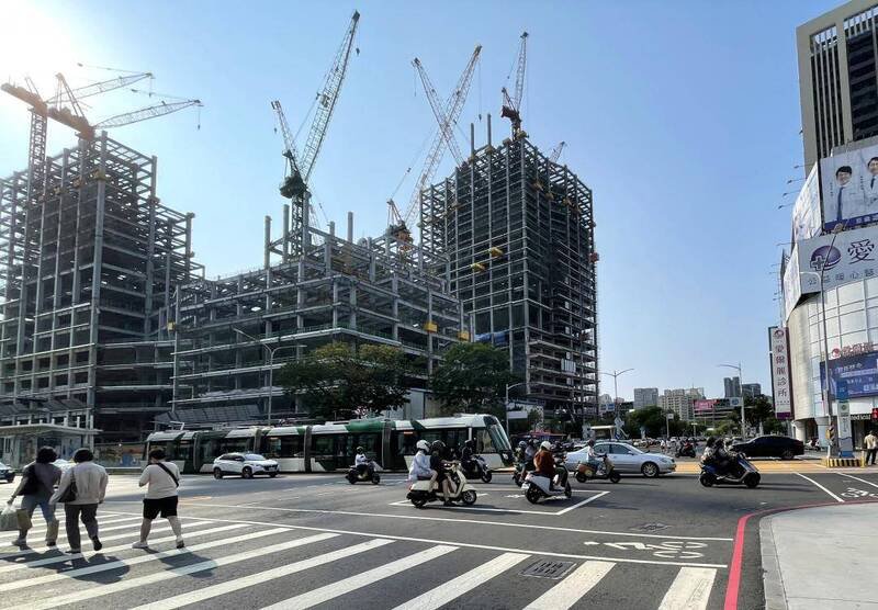 富邦汉神3馆新建工地发生工安意外。（资料照）