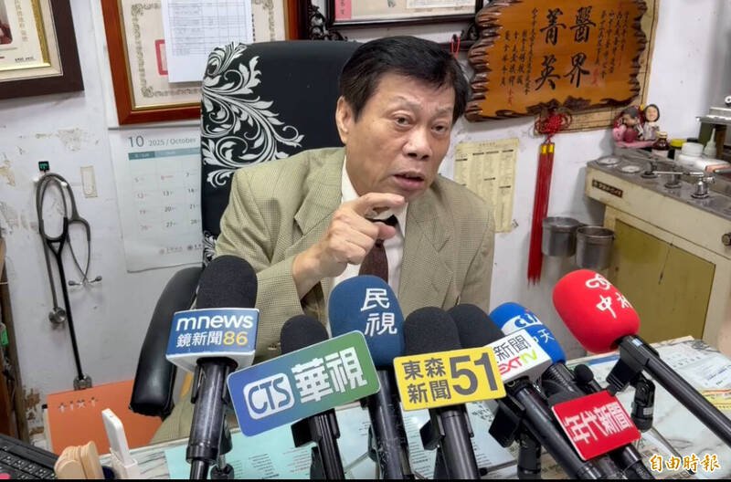 高大成指出不同毒品对身体会产生不同作用，增加猝死风险，怀疑谢女是否遭到喂毒、搬尸。（记者蔡淑媛摄）