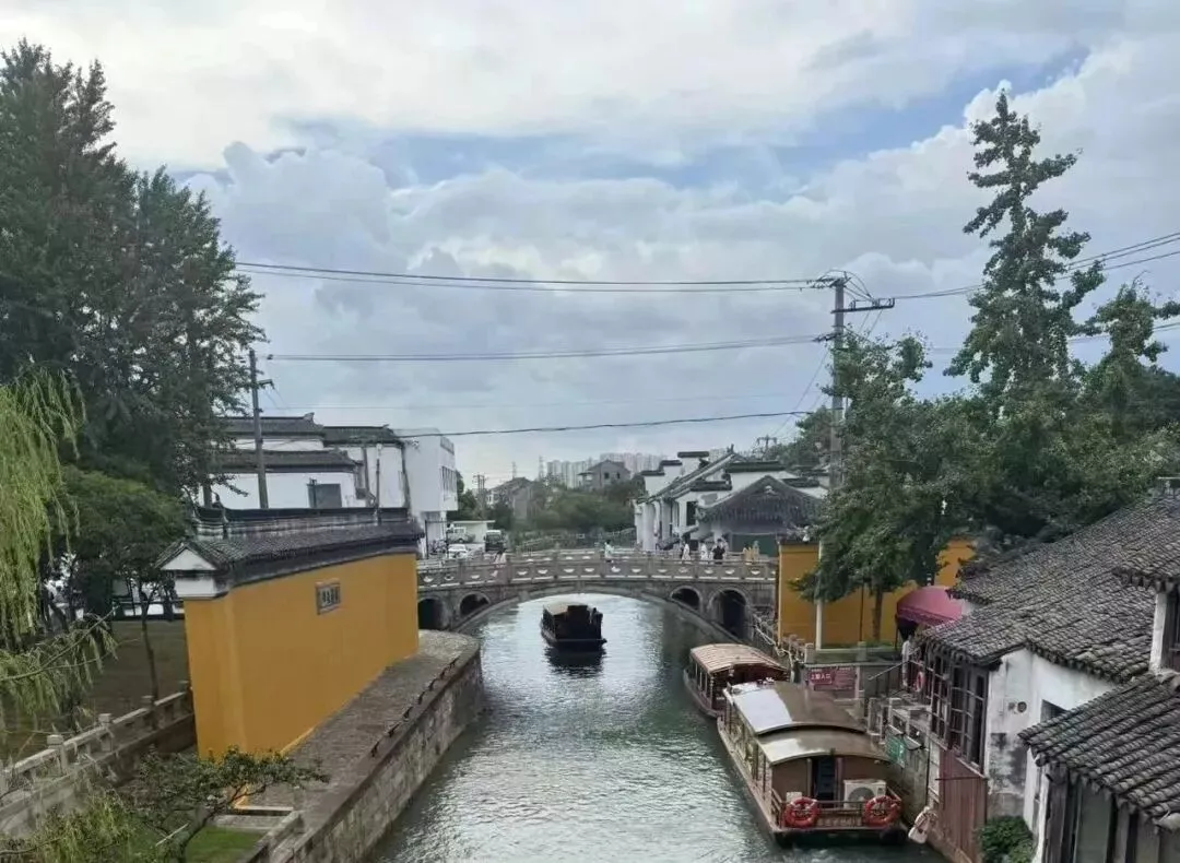 在重庆这三不幸女孩的身上,看到一缕人间的真实