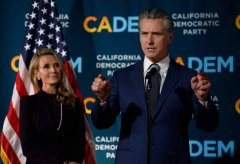 1年来最大胜利 彭博:民主党摆脱低迷、重新与选民连结