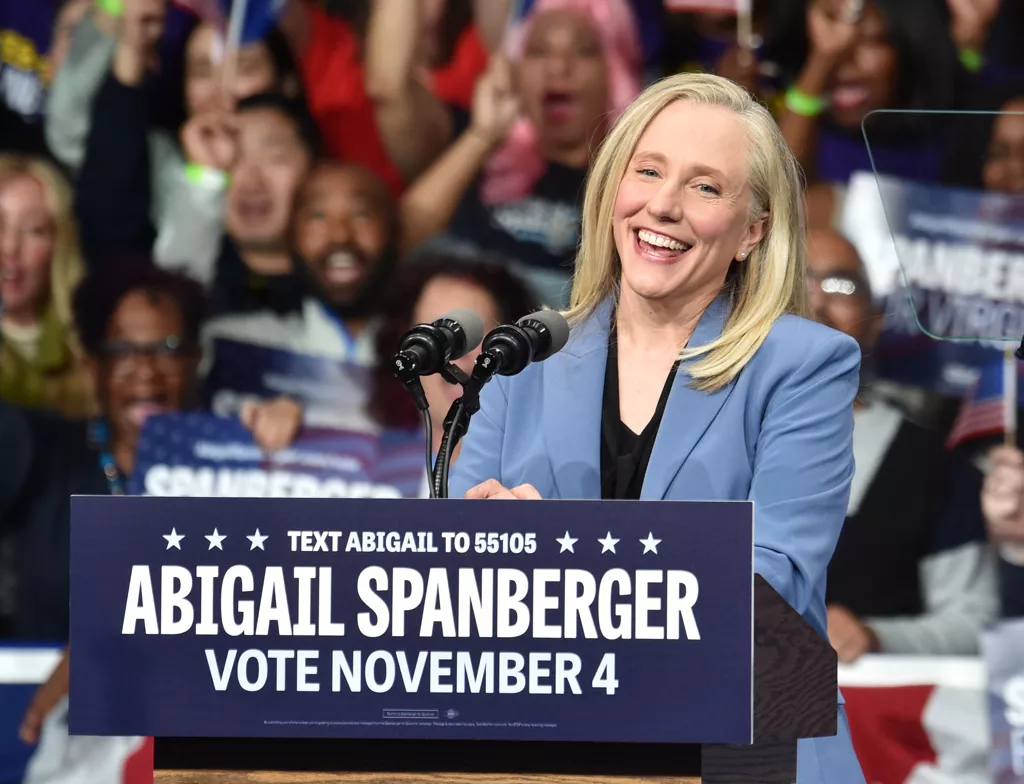 民主党大胜！川普重返白宫首次地方选举三连败