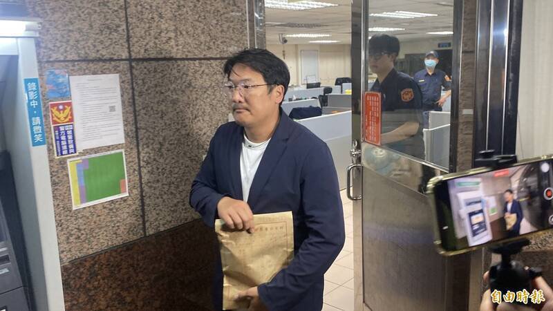 国民党基隆市党部前主委吴国胜被控勾结时任基隆市政府民政处长张渊翔（见图）等人，罢免民进党基隆市议员郑文婷、张之豪案，基隆地检署收判后提起上诉。（资料照）