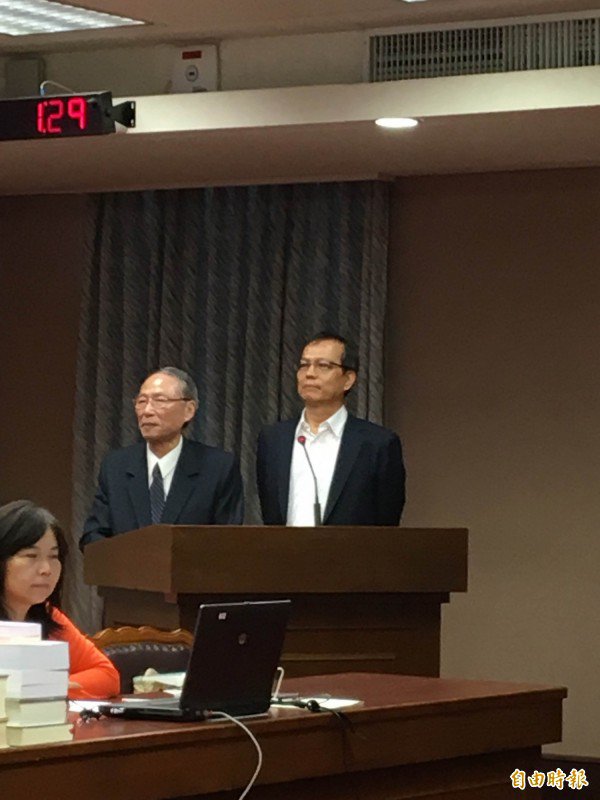 飞安会主委黄煌
		 <div style=