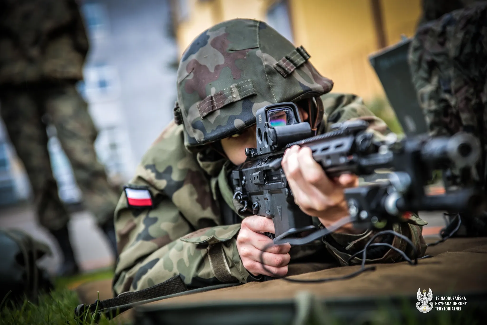 动员40万公民！二战后最危险时刻来临？