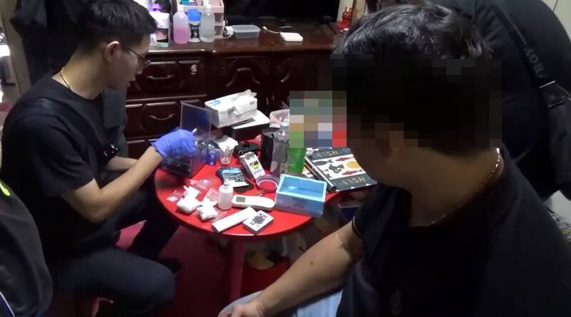 中正二警方近2个月来大力扫荡依托咪酯毒品。（记者王冠仁翻摄）
<h4>☆少一份毒品就多一份健康，自由时报提醒您远离毒品☆</h4>