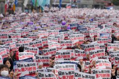 南韩激辩提高退休年龄至65岁 批评方：压缩年轻人就业机会