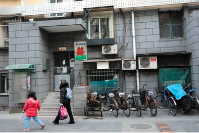 不买学区房 北京妈妈带女儿住五星级酒店省大钱