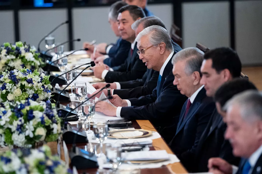 中亚五国领导人做客白宫，寻求对冲中俄影响力