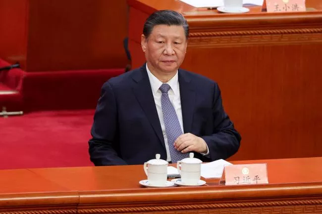 人民日报吹捧习近平,要求大家做到这四字