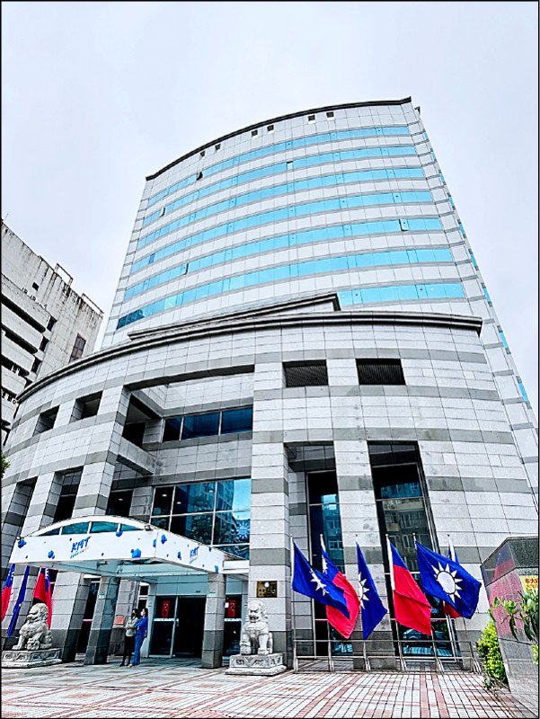 国民党红统化之后,无论未来大选胜负,国民党不是泡沫化就是成为样板,都将走上自我毁灭之路。 (资料照) 国民党红统化之后,无论未来大选胜负,国民党不是泡沫化就是成为样板,都将走上自我毁灭之路。 (资料照)