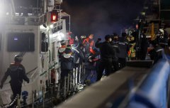 南韩渡轮触礁搁浅267人全数获救 海警认定「船员分心使用手机」酿意外