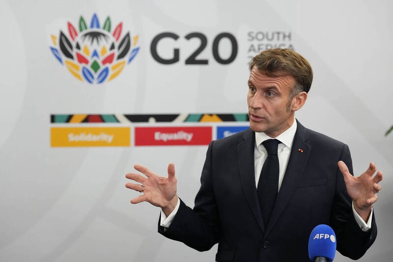 马克宏反对美方的乌俄和平计划，称其中缺乏吓阻措施，「俄罗斯将卷土重来」。（美联社）