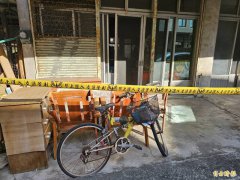 独家》苗栗67岁独居翁生日前夕陈尸家中 警朝他杀侦办追缉2嫌